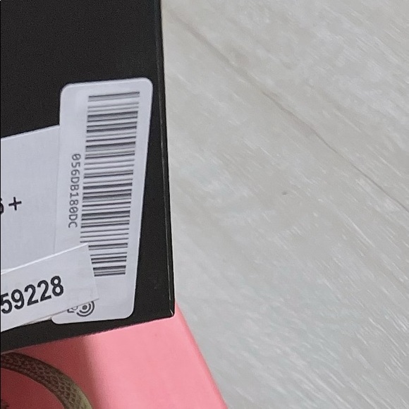 Authentic Gucci Beige GG Canvas NY Yankees Mules. - Picture 8 of 8